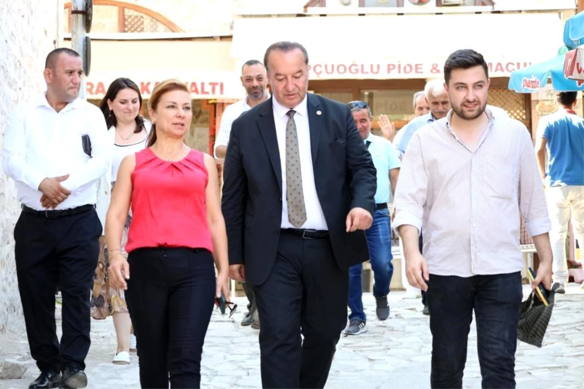 CHP Karabük Milletvekili ve Safranbolu Belediye Başkanı Tarihi Çarşı Esnaflarının Sorunlarını Dinledi