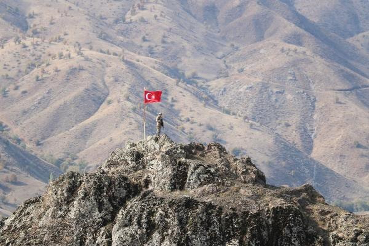 İçişleri Bakanı: 4 Bölücü Terör Örgütü Üyesi Teslim Oldu