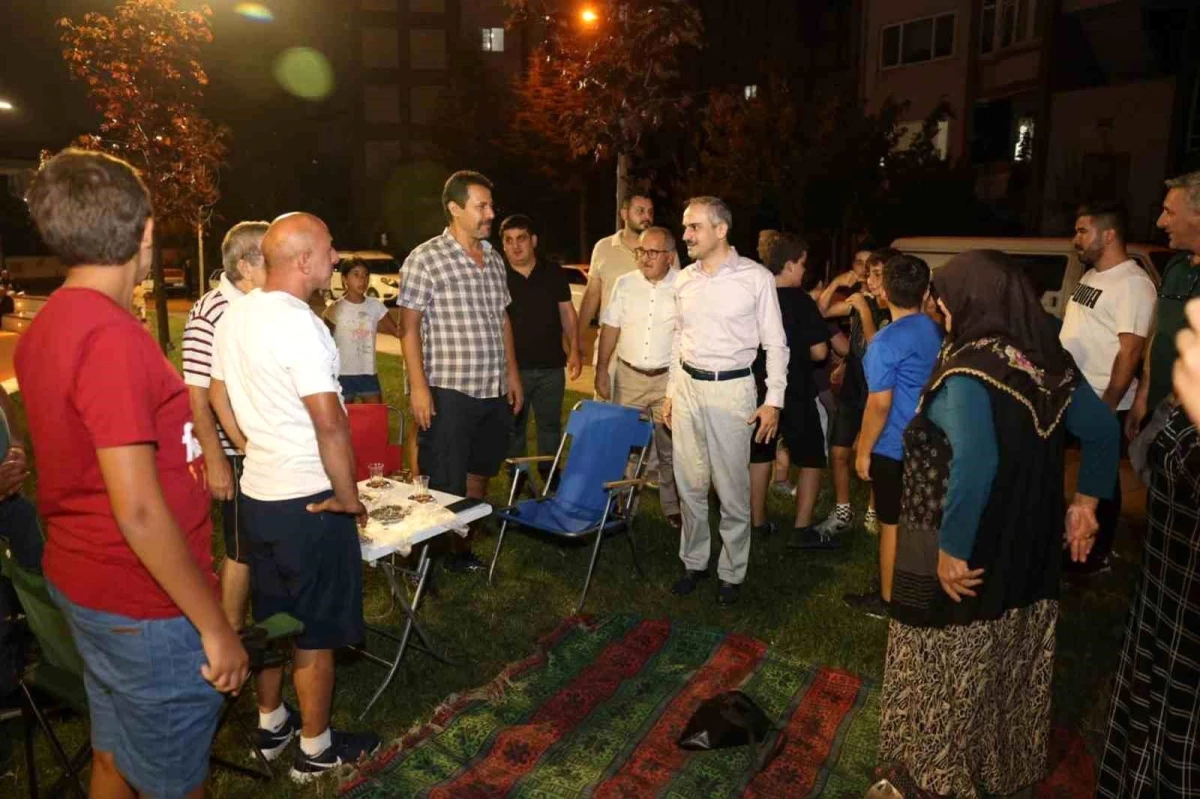 Çayırova Belediye Başkanı Bünyamin Çiftçi, vatandaşlarla buluştu