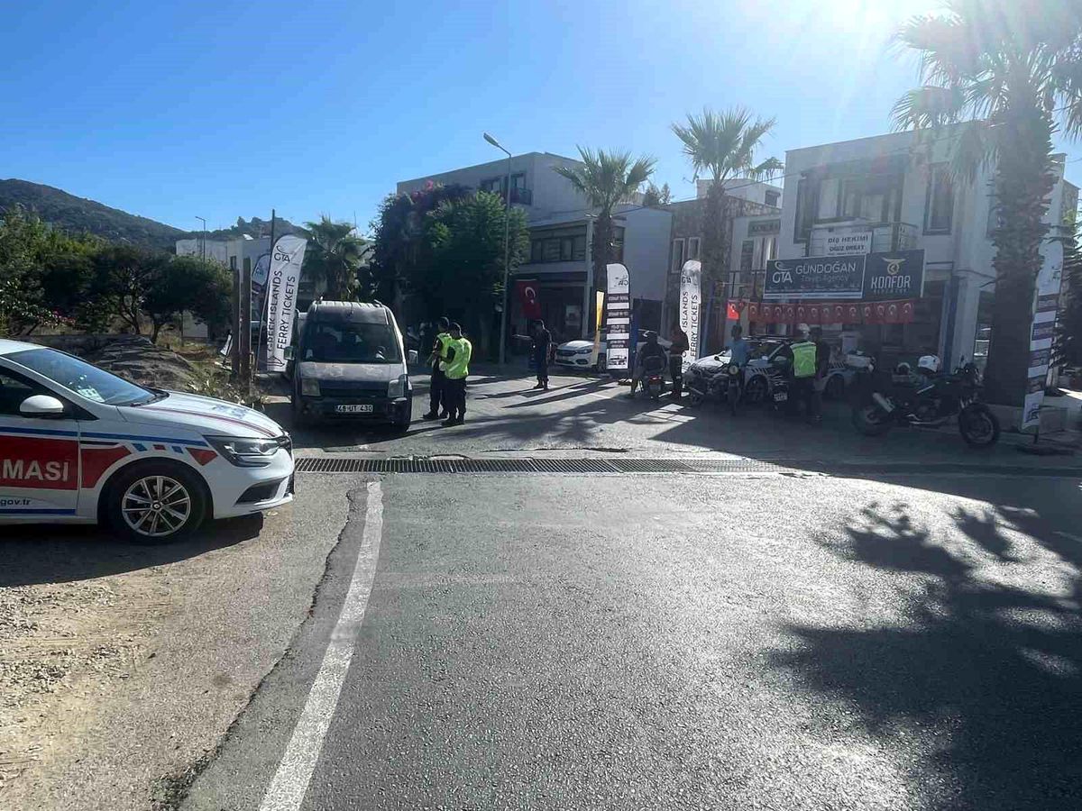 Bodrum\'da Motosiklet Denetimleri: 76 Kişiye Cezai İşlem Uygulandı