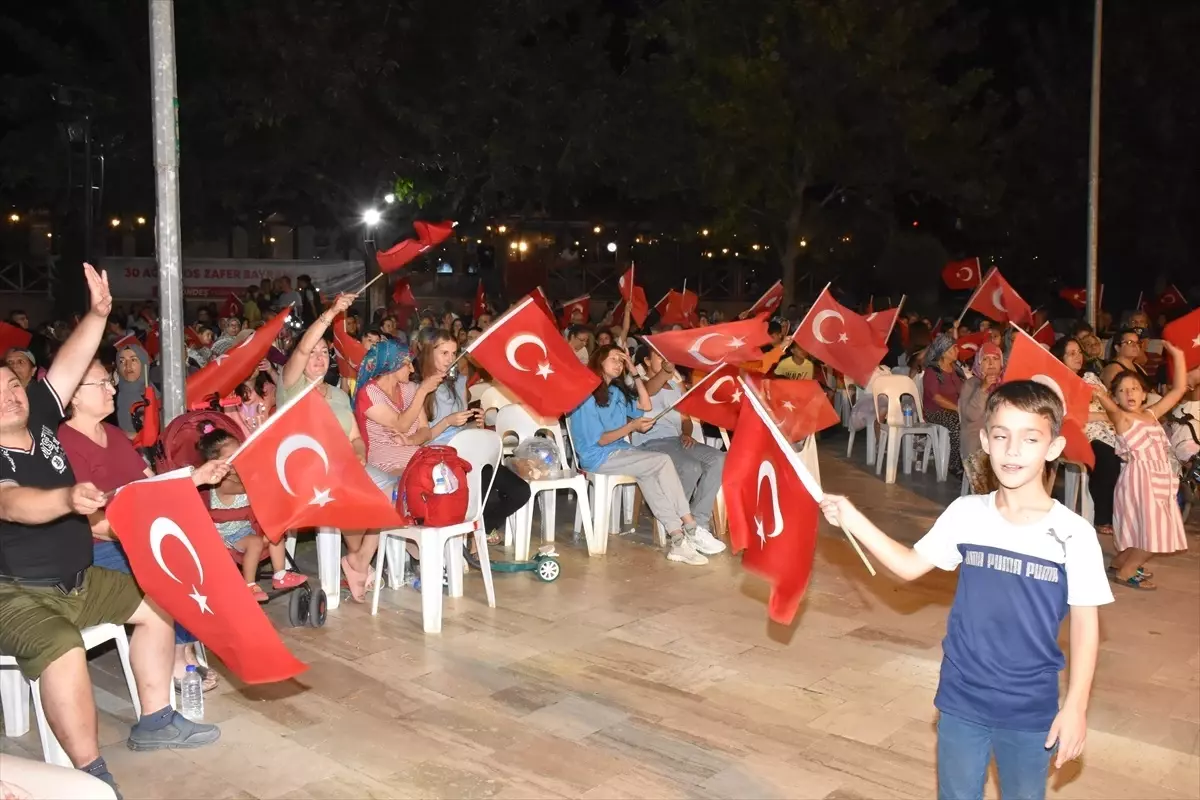 Büyük Zafer\'in 101. yılı Aydın ve Manisa\'da etkinliklerle kutlandı