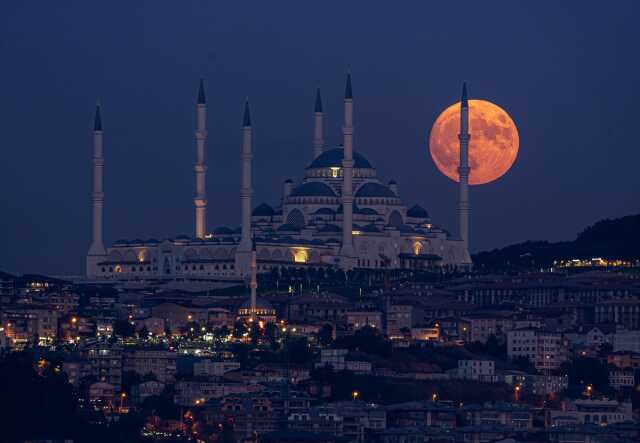 İstanbul'da süper dolunay