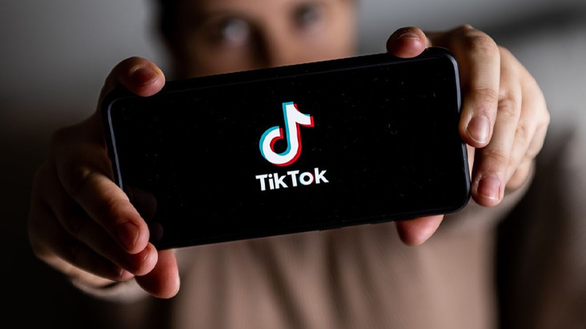 Kırgızistan popüler sosyal medya platformu TikTok\'u Yasakladı
