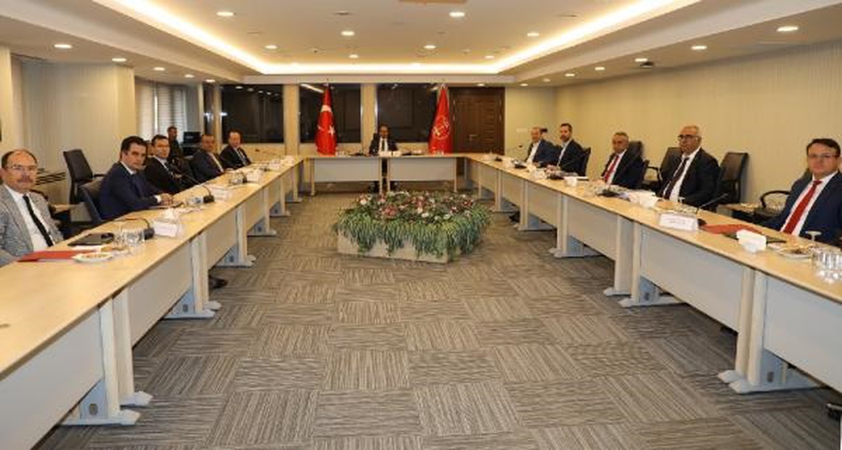 Memur ve memur emeklilerine zam oranları belirlendi