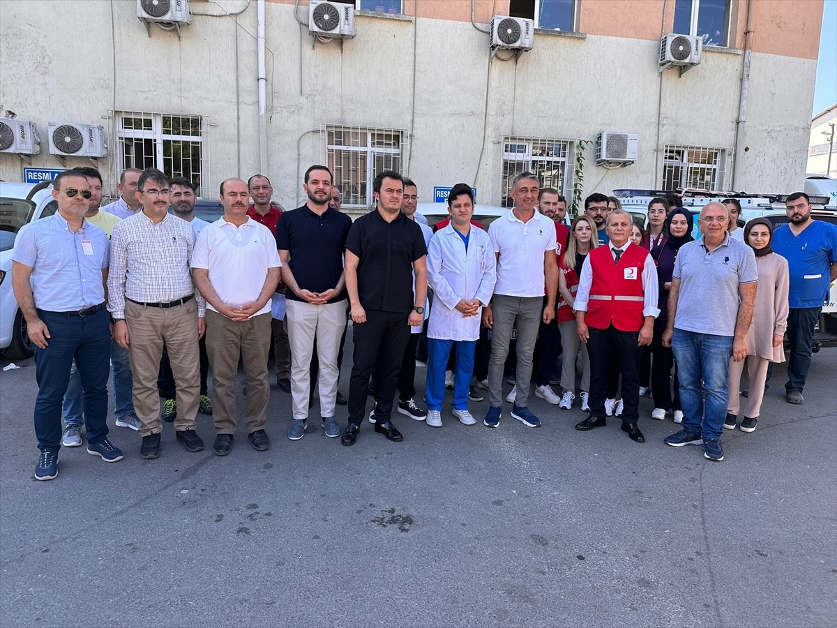 Ordu\'da düzenlenen kan bağışı kampanyasına sağlık çalışanları destek verdi