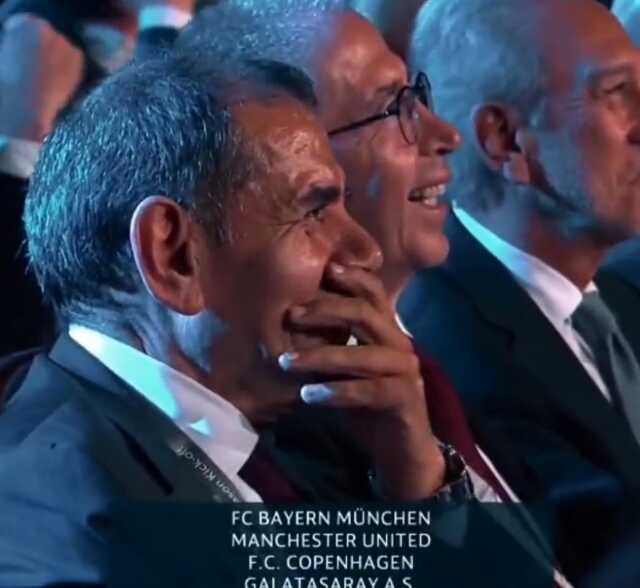 Şampiyonlar Ligi kura çekiminde Dursun Özbek, gruptaki rakipleri gördüğü an kameralara fena yakalandı Şampiyonlar Ligi kura çekiminde Dursun Özbek, gruptaki rakipleri gördüğü an kameralara fena yakalandı