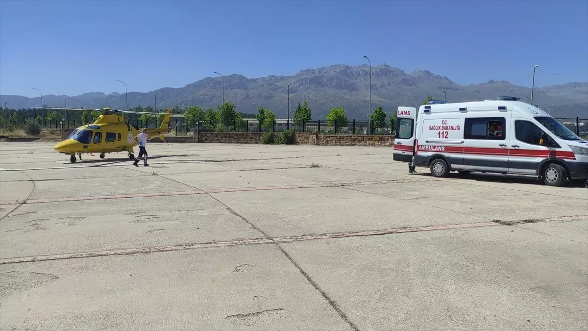 Kalp Krizi Geçiren Hasta Ambulans Helikopterle Hastaneye Kaldırıldı