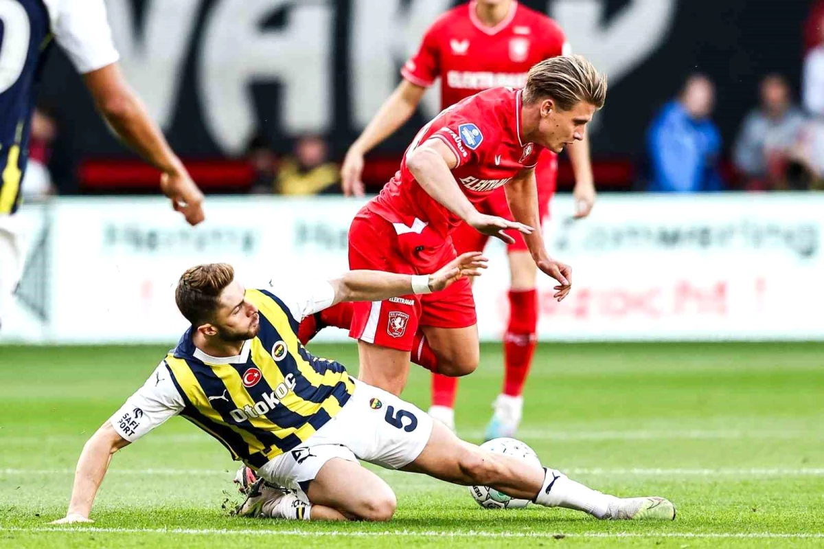Fenerbahçe Twente ile Golsüz Berabere Kaldı