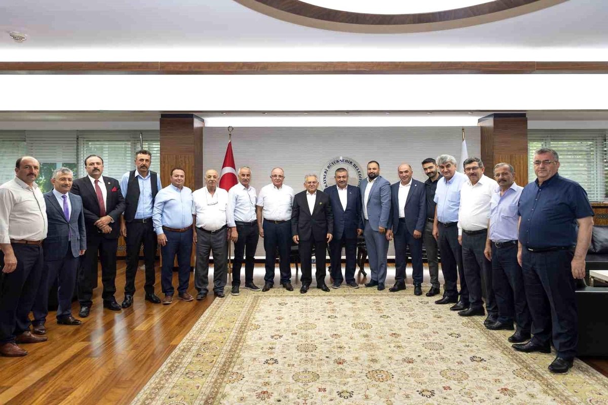 Kayseri Büyükşehir Belediye Başkanı Çiftçilere Teşekkür Etti