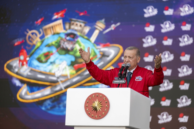 Cumhurbaşkanı Erdoğan'dan sığınmacılarla ilgili dikkat çeken sözler: Bu ülke bedavacı yatağı değildir