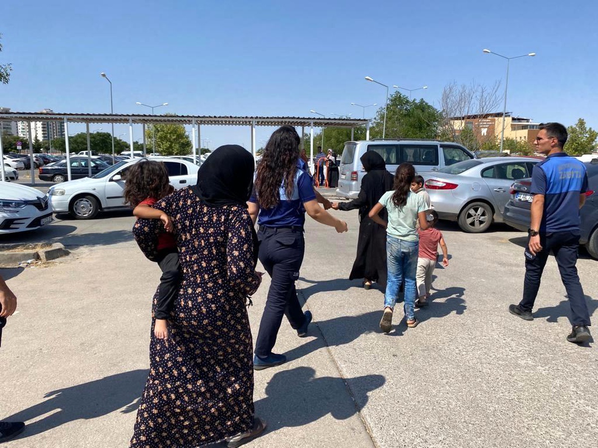 Diyarbakır Büyükşehir Belediyesi Dilencilere Cezaları Kesiyor
