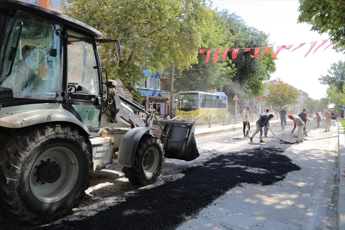 Edirne Belediyesi İçme Suyu Şebekesi Yenileme Çalışmalarına Devam Ediyor