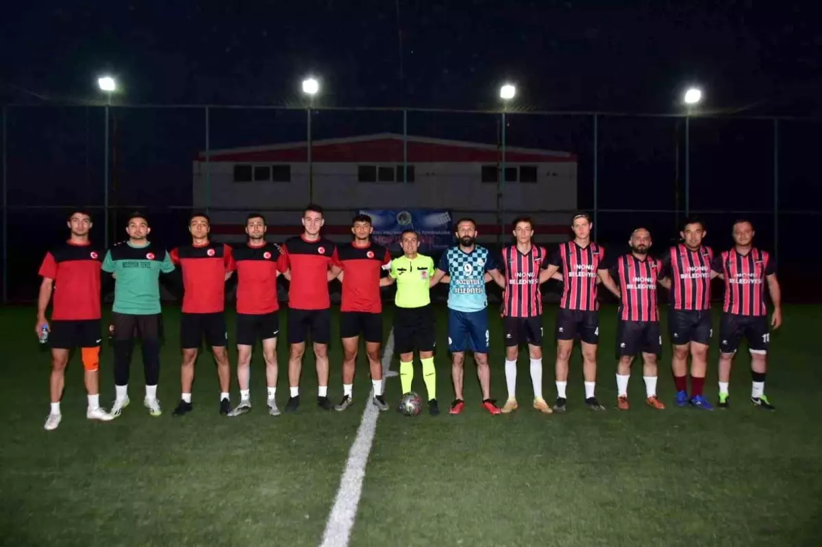 Eskişehir İnönü Belediyesi Halı Saha Futbol Turnuvasının Yarı Finalistleri Belli Oldu