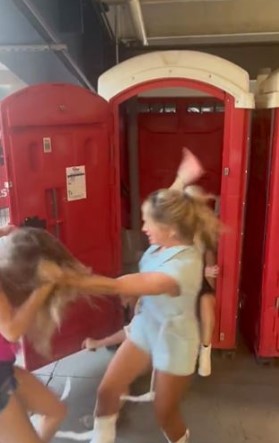 Morgan Morgan Wallen konserinde dört kadın tuvalet sırası yüzünden tekme tokat kavga etti