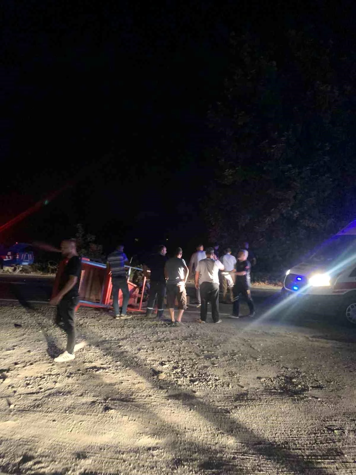 Zonguldak\'ta motosiklet ile patpat çarpışması: 2 yaralı