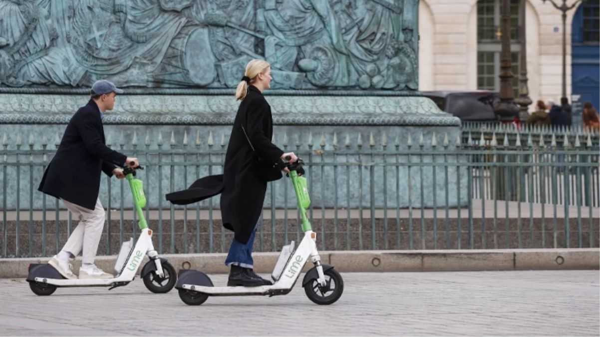 Paris\'te sokaklardaki tüm scooterlar kaldırıldı