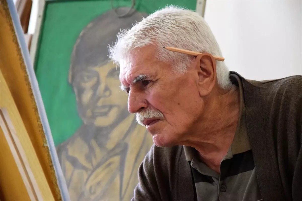 İşitme Engelli Sanatçı Burhanettin Kavurmacı Kişisel Sergi Açmayı Hedefliyor