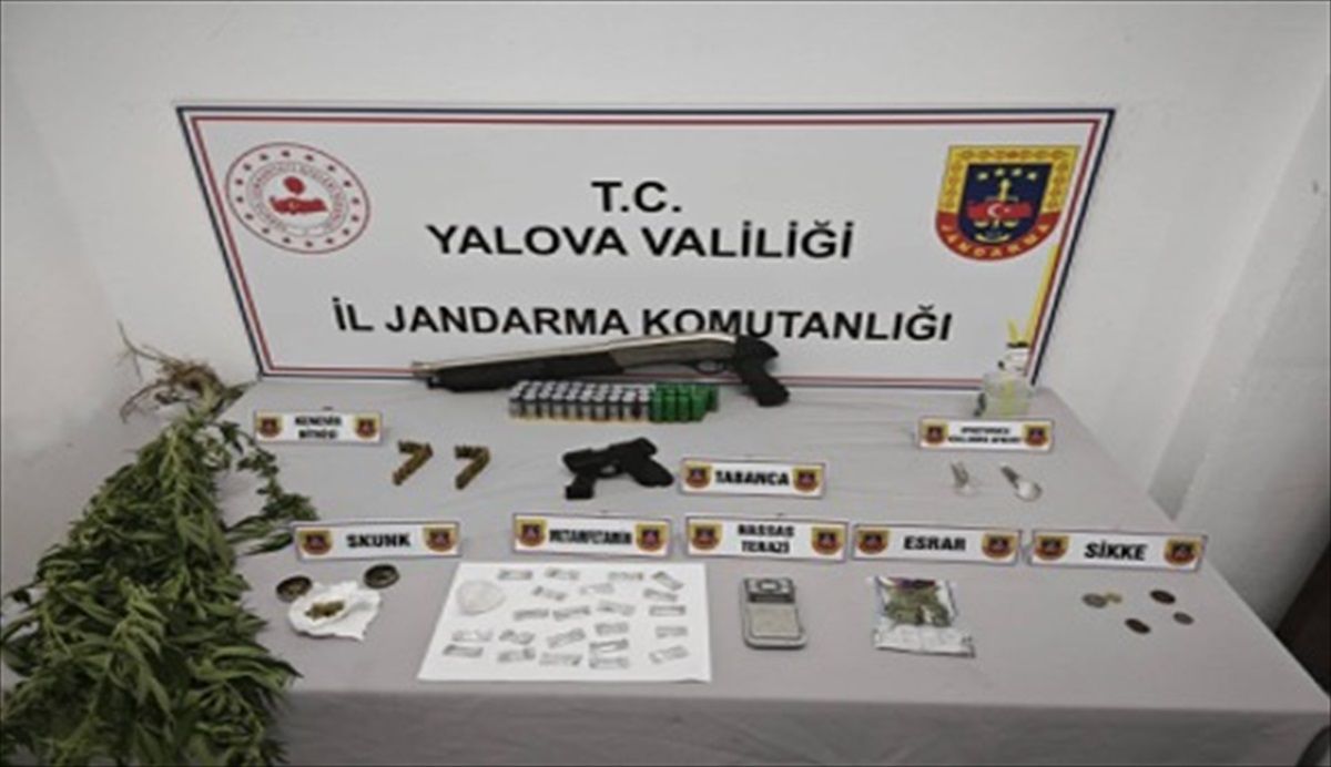 Yalova\'da Uyuşturucu İmalatı Yapan 2 Şüpheli Tutuklandı