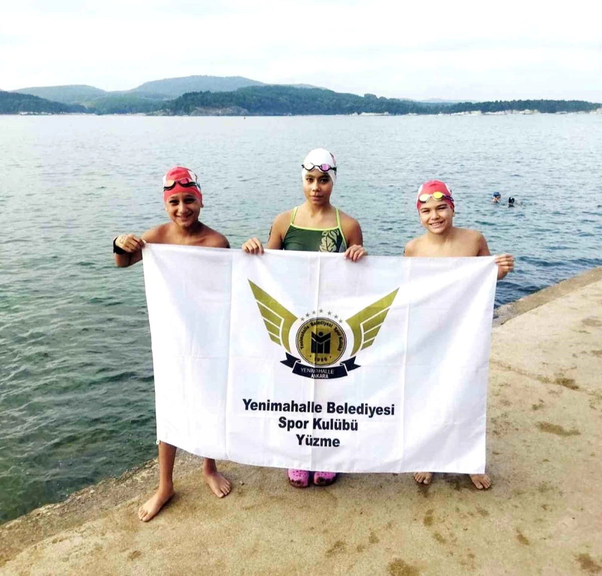 Yenimahalle Belediyesi Sporcuları Türkiye Açık Su Yüzme Şampiyonası\'nda Madalyaları Topladı