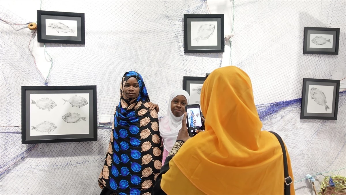 Zanzibar\'da sanatla insani yardım bir araya geldi