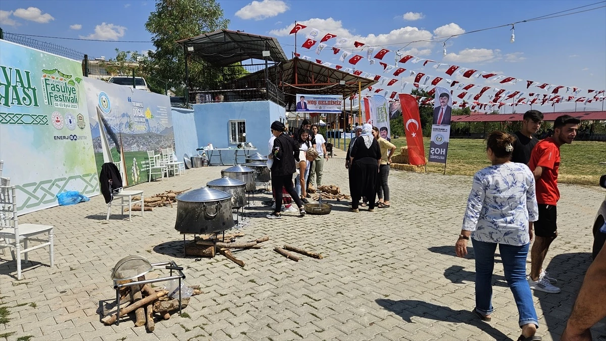 Adana\'da "Tufanbeyli 2. Kuru Fasulye Festivali" başladı