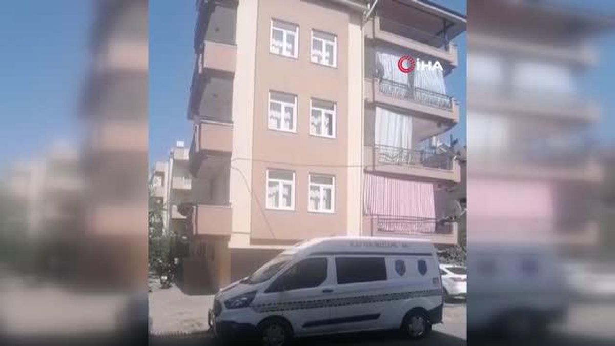 Manavgat\'ta 3 yaşındaki çocuk evinin penceresinden düşerek hayatını kaybetti