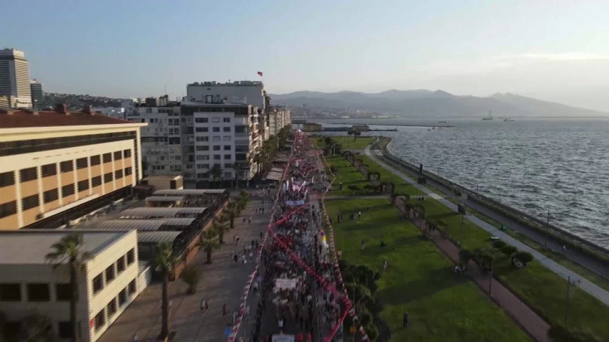 Bayraklı Belediyesi İzmir Enternasyonal Fuarı\'nda Fark Yarattı