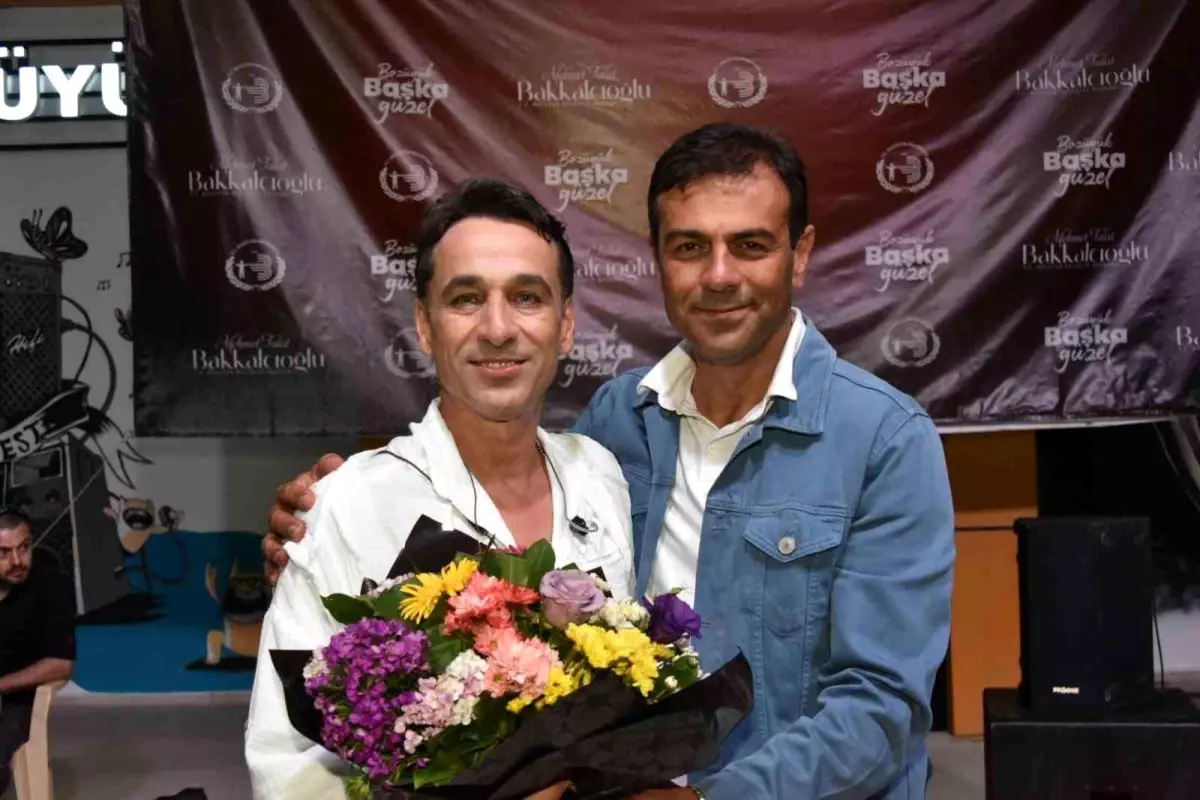 Bozüyük\'ün Kurtuluş Günleri Konserinde Olcay Gülpınar ve Orkestrası Sahne Aldı