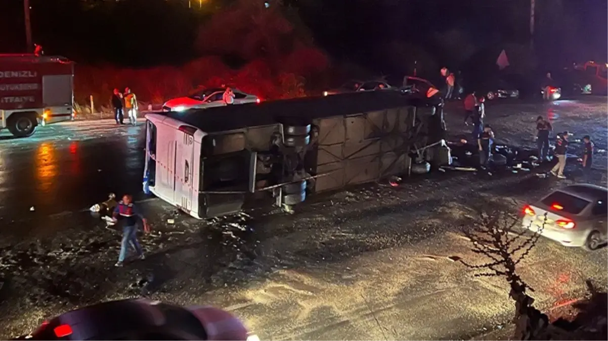 Denizli\'de zincirleme trafik kazası: 3 ölü, 50 yaralı