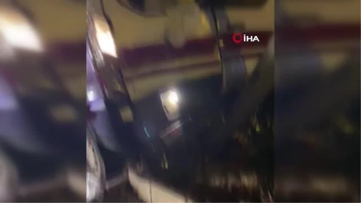 Diyarbakır\'da Ambulans ve Belediye Otobüsü Çarpıştı: 3 Yaralı