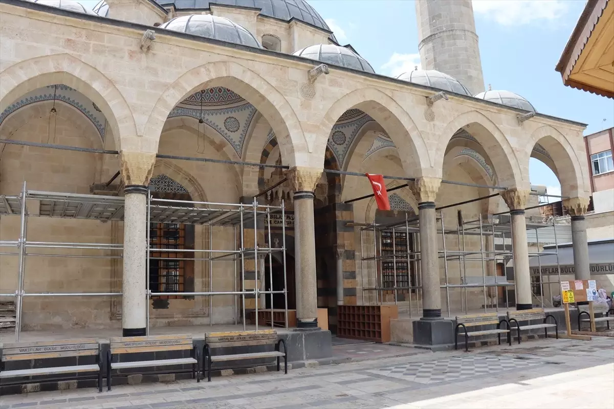 Kilis\'teki hasar gören eserlerin restorasyon çalışmaları başladı