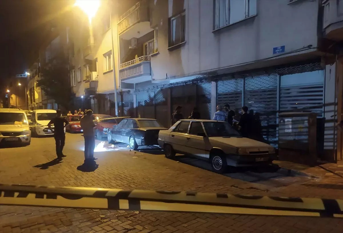 Manisa'da Bir Kadın Tabancayla Öldürüldü, Katil İntihar Etti