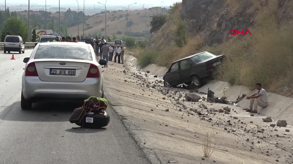 Afyonkarahisar\'da Otomobil-Motosiklet Çarpışması: 1 Ölü