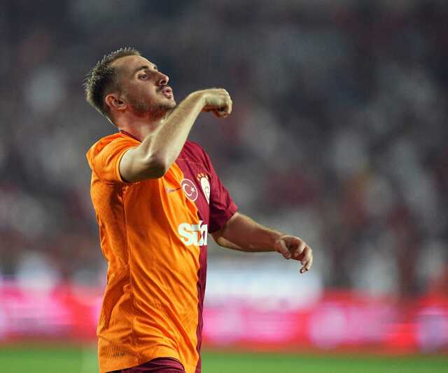 Son Dakika: Süper Lig'in 4. haftasında Galatasaray, Gaziantep FK'yı deplasmanda 3-0 mağlup etti Son Dakika: Süper Lig'in 4. haftasında Galatasaray, Gaziantep FK'yı deplasmanda 3-0 mağlup etti