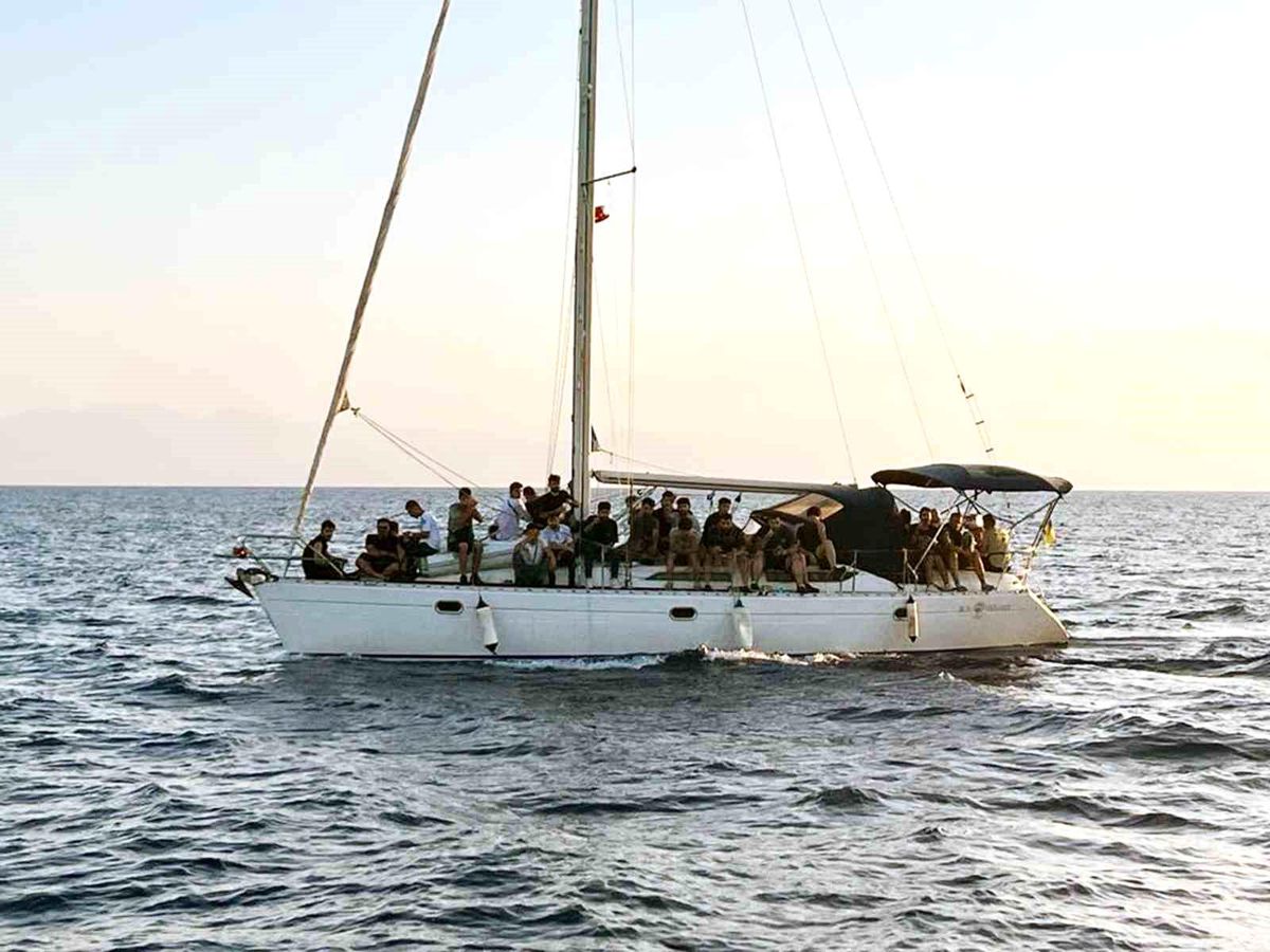 Muğla\'da İtalya\'ya gitmeye çalışan 50 düzensiz göçmen yakalandı