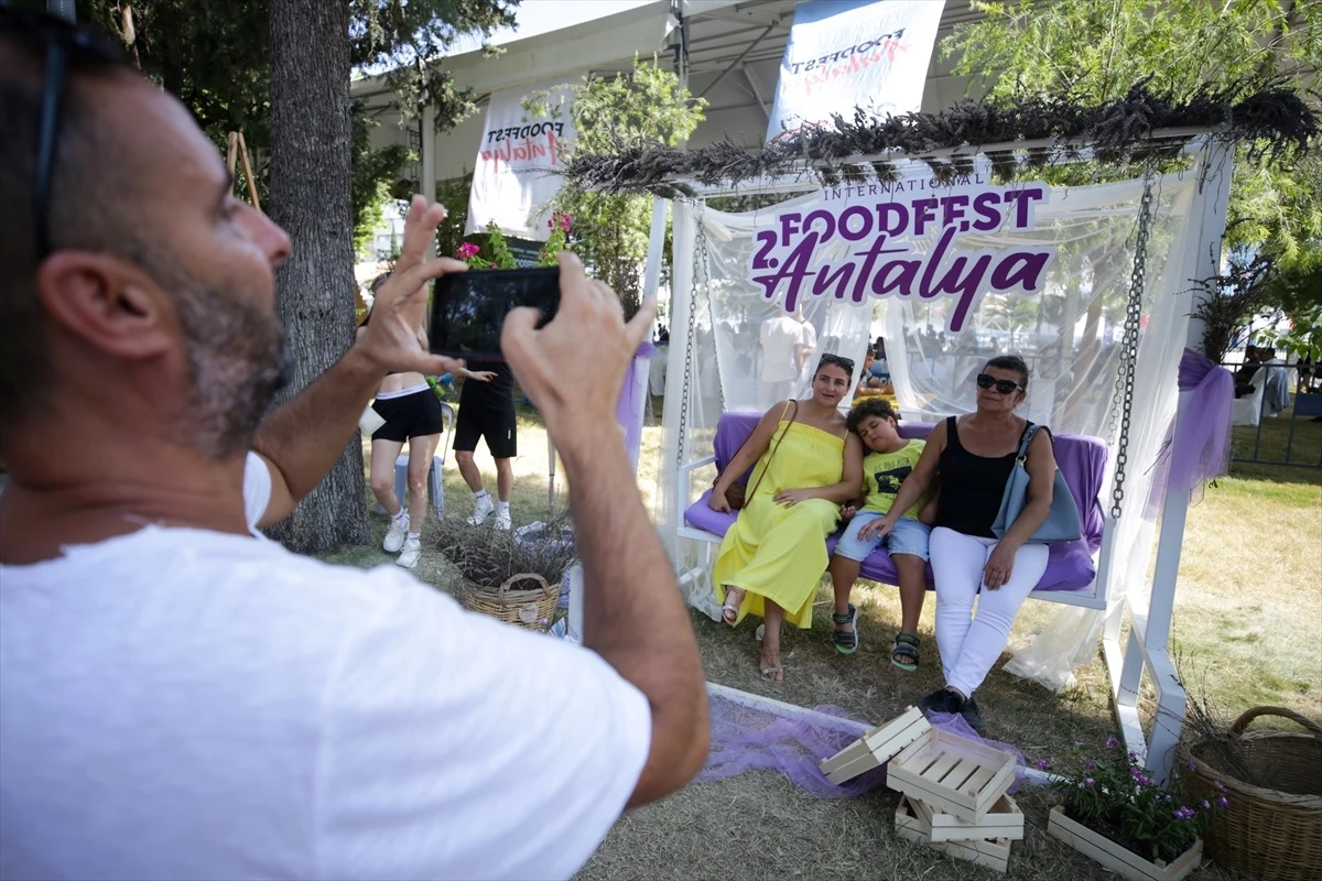 Antalya\'da Lezzet Tutkunlarını Buluşturan Food Fest Tamamlandı