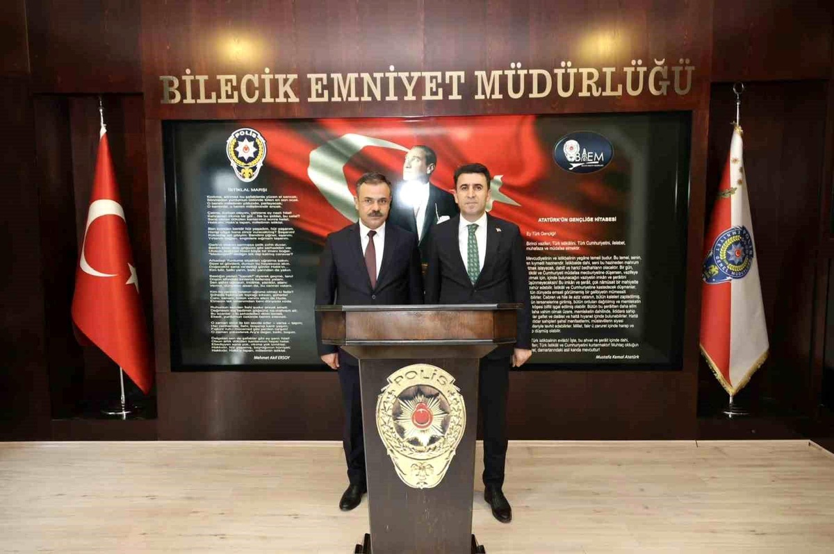 Bilecik Valisi Şefik Aygöl, Emniyet Müdürlüğünü ziyaret etti