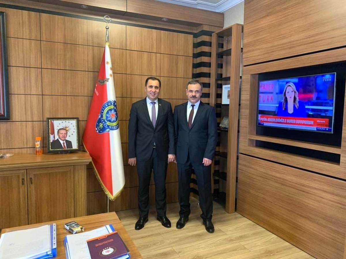 Bilecik Aile ve Sosyal Hizmetler İl Müdürü İlkay Türkoğlu, İl Emniyet Müdürü Beyti Kalaycı\'yı ziyaret etti