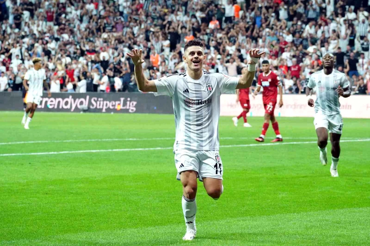 Beşiktaş\'ın yeni transferi Milot Rashica, Süper Lig\'de ilk golünü attı