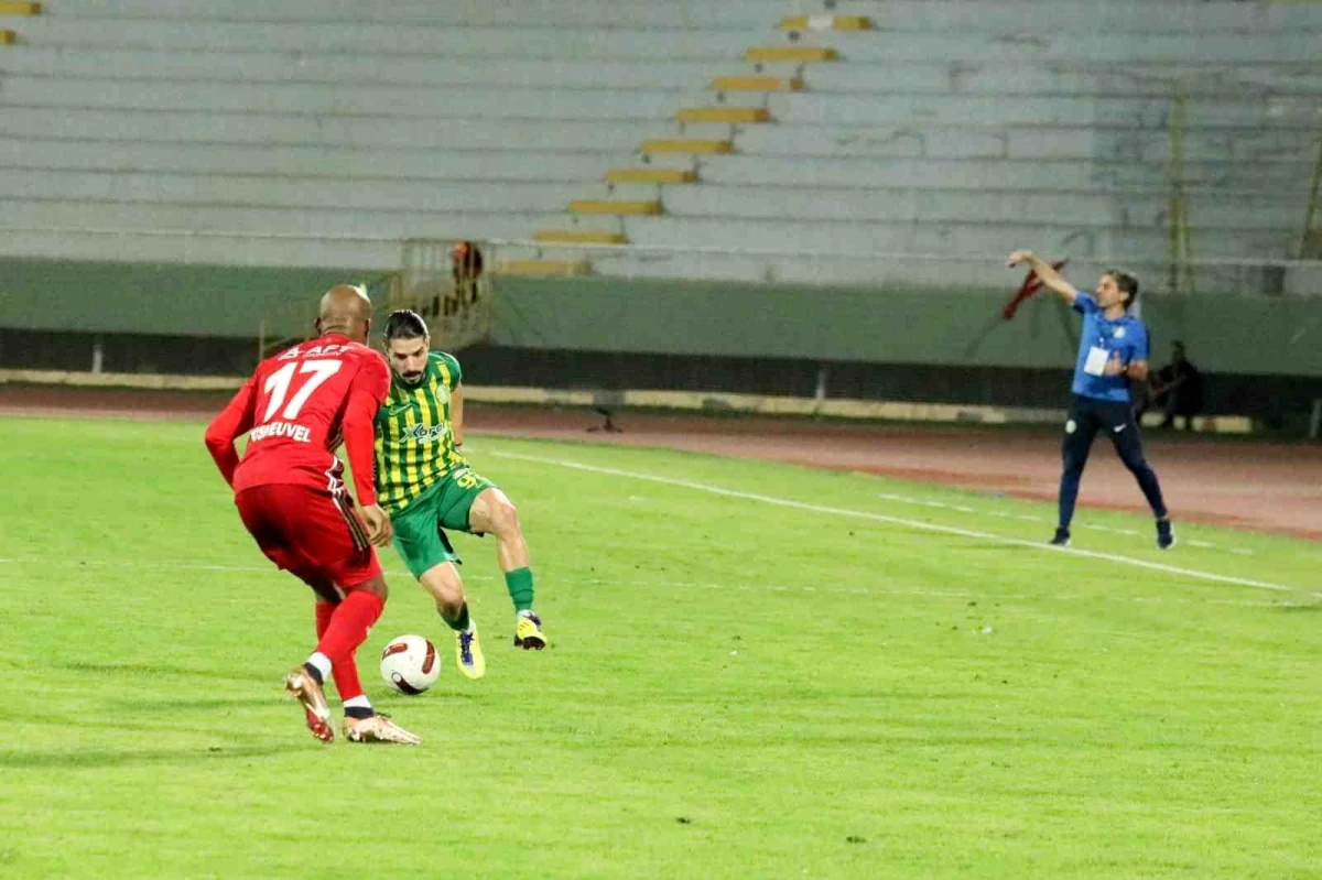 Trendyol 1. Lig: Şanlıurfaspor: 0 Erzurumspor FK: 0 (İlk yarı)