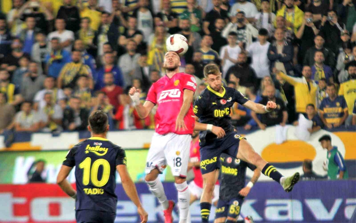 Trendyol Süper Lig: MKE Ankaragücü: 0 Fenerbahçe: 0 (Maç devam ediyor)