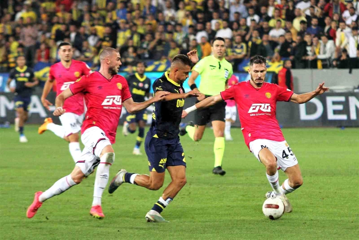 Fenerbahçe, MKE Ankaragücü\'nü deplasmanda mağlup etti