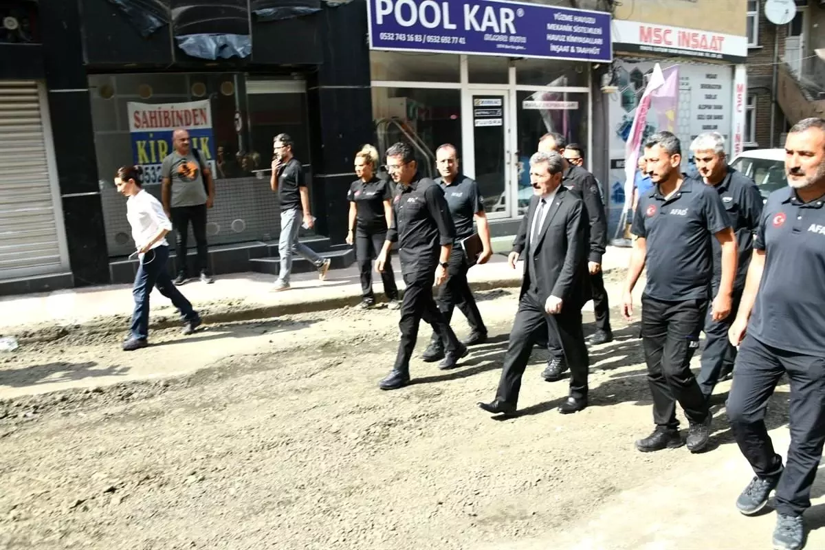 AFAD Başkanı Okay Memiş: \'Devlet olarak vatandaşlarımızın zararlarını karşılamaya gayret edeceğiz\'