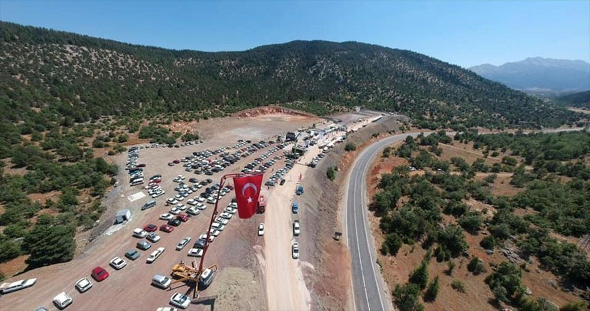 Beyşehir\'deki ekili araziler ve meyve bahçeleri sıkı takip altında