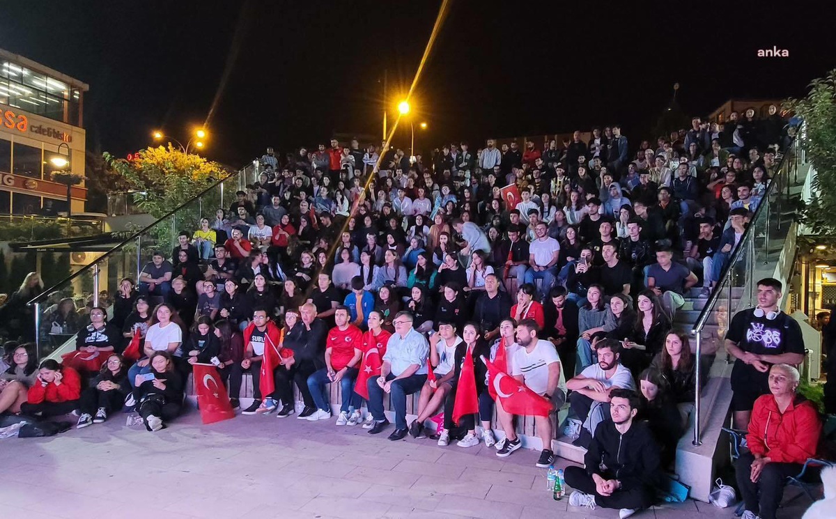 Bilecik\'te Milli Kadın Voleybol Takımı\'nın şampiyonluk coşkusu