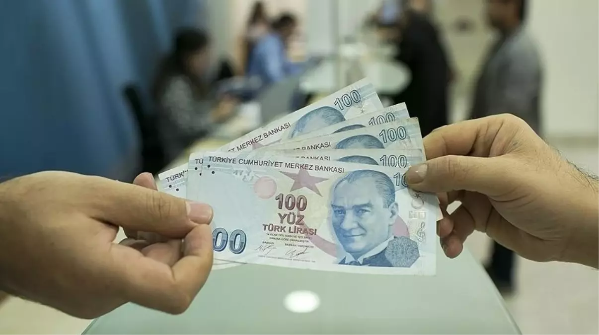 Emekliye Cumhuriyet Bayramı ikramiyesi verilecek mi? Cumhuriyet Bayramı ikramiye iddiası!