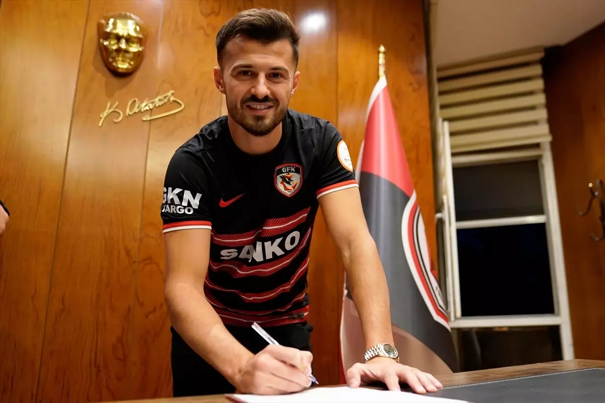 Gaziantep FK, Albian Ajeti\'yi kadrosuna kattı