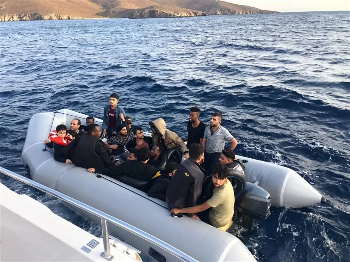 İzmir\'de 71 düzensiz göçmen yakalandı