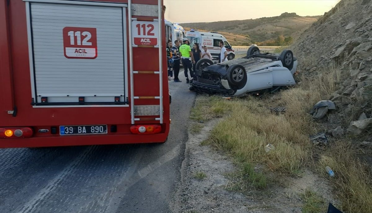 Kırklareli\'nde otomobil devrildi, 5 kişi yaralandı