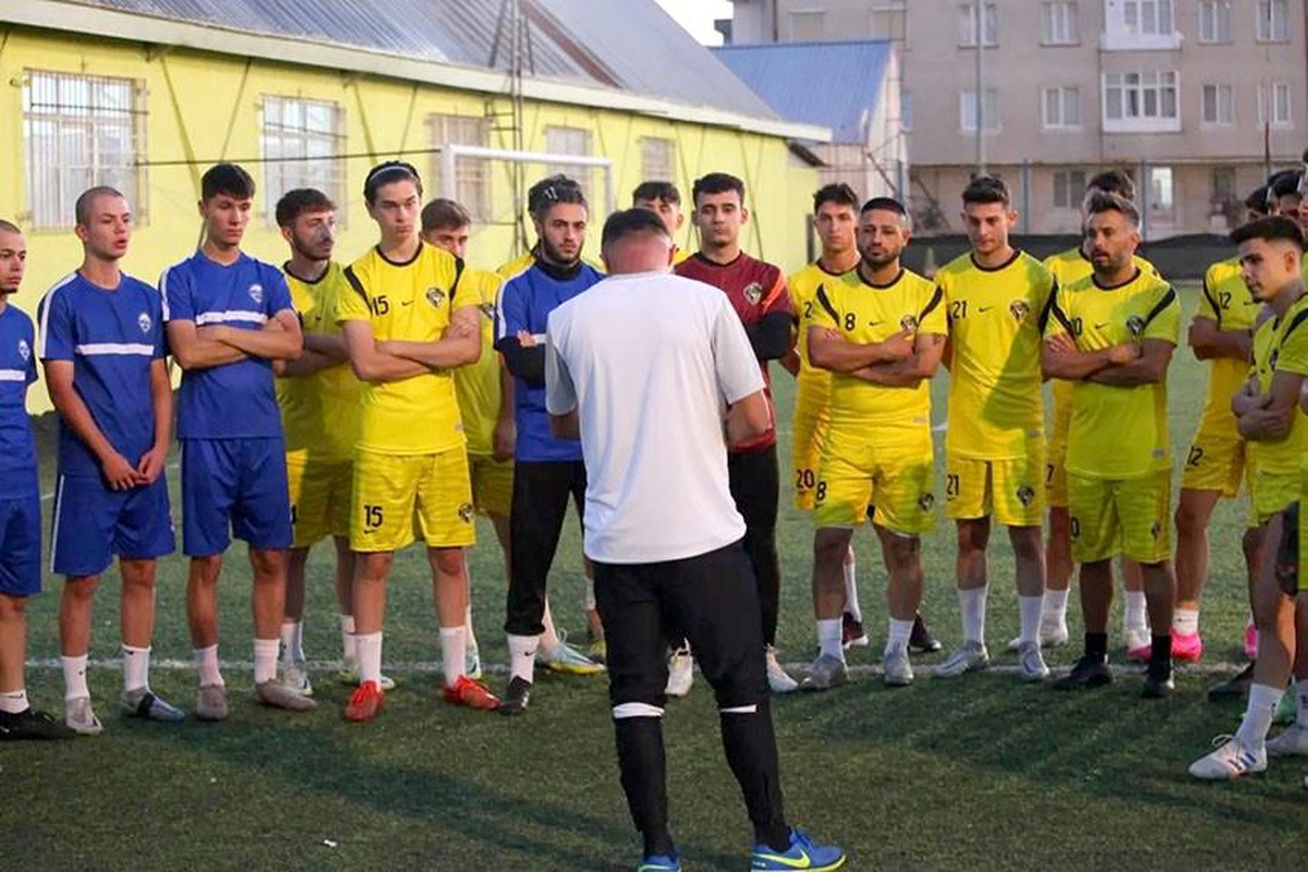 Kocasinan Şimşekspor, Develigücüspor\'u 7-1 mağlup etti